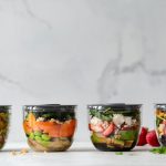 Контейнеры с овощами — плато в похудении