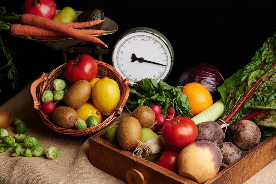 Разнообразные овощи и продукты для расчёта рациона